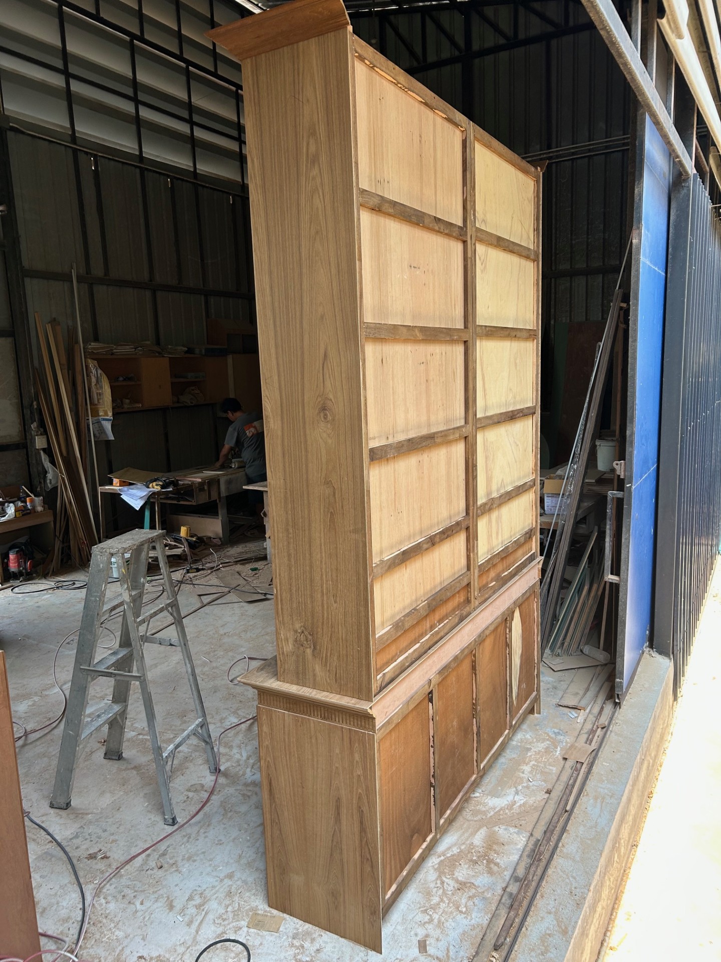 Timber machining in the N2 joinery workshop