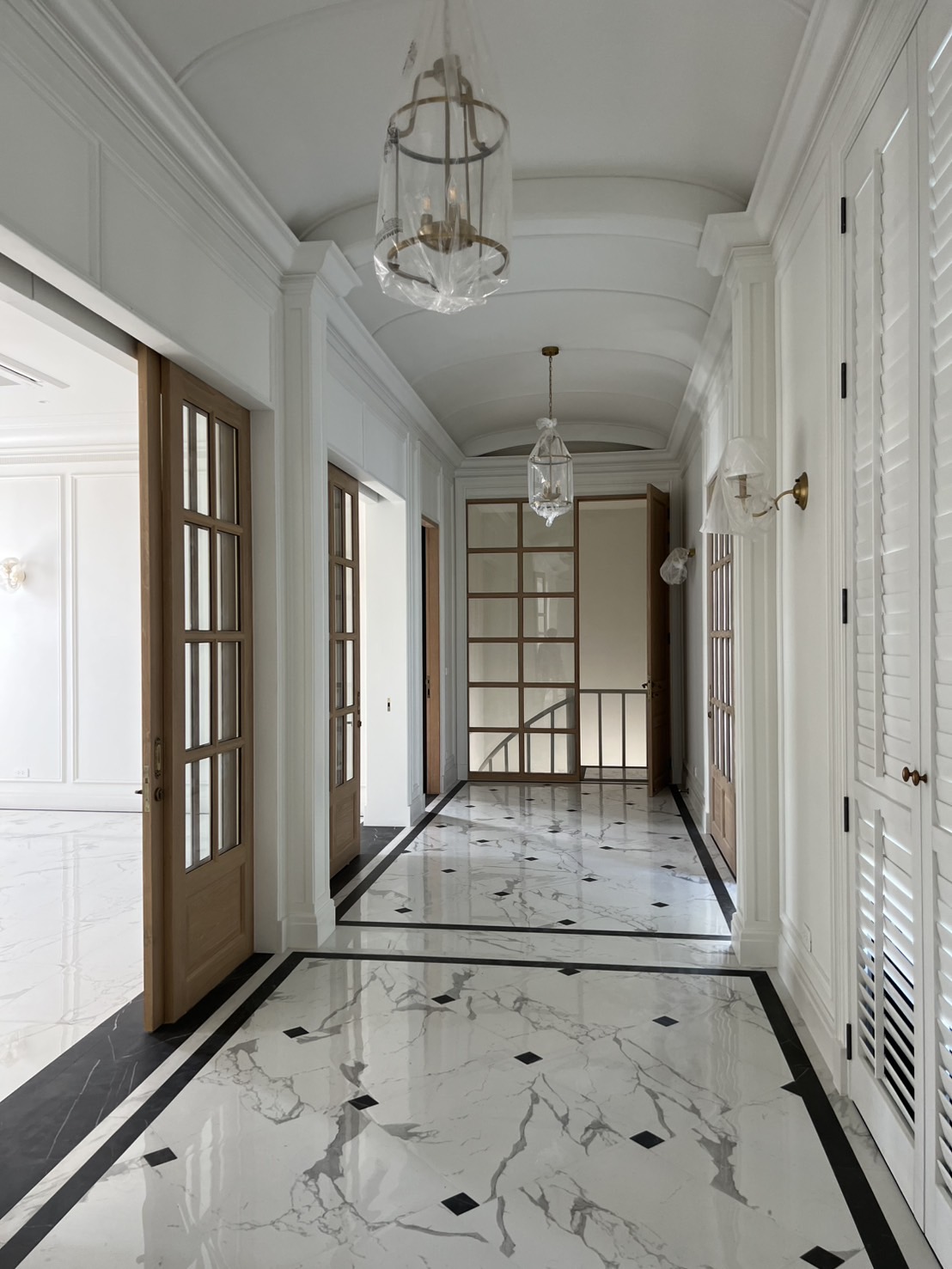 Khun Aiumpikul Residence - Interior Fitout